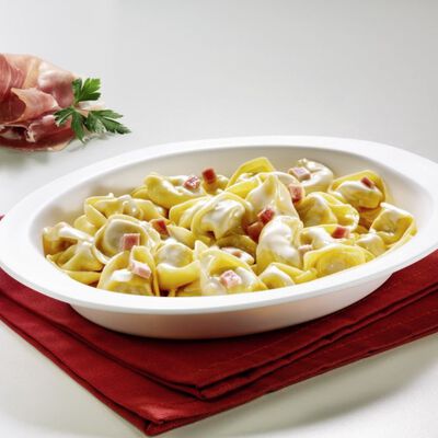 Plats gourmets - Tortellinis à la bolognaise avec crème et jambon